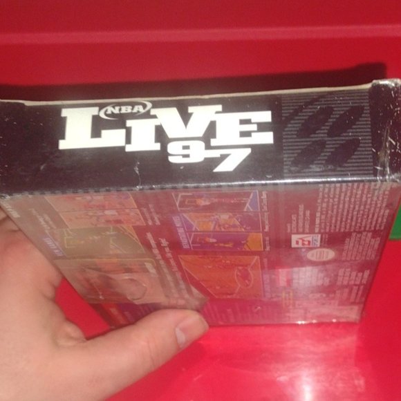 NBA LIVE 97 SNES SEALED BY ORIGINAL MANUFACTURER - Picture 4 of 6
